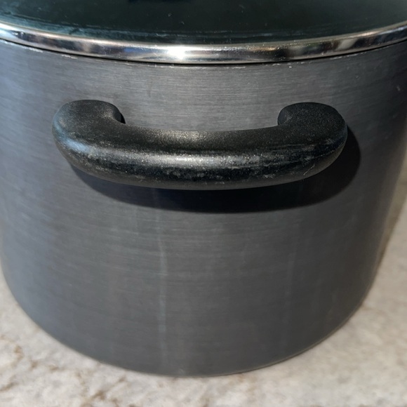 Pampered Chef Hard Anodized 8 qt Stockpot w/ Glass Lid Professional Cookware pan - Picture 3 of 9